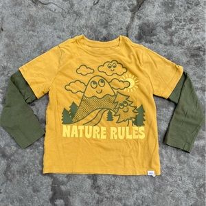 Gap Long Sleeve T-Shirt Boys Size 5